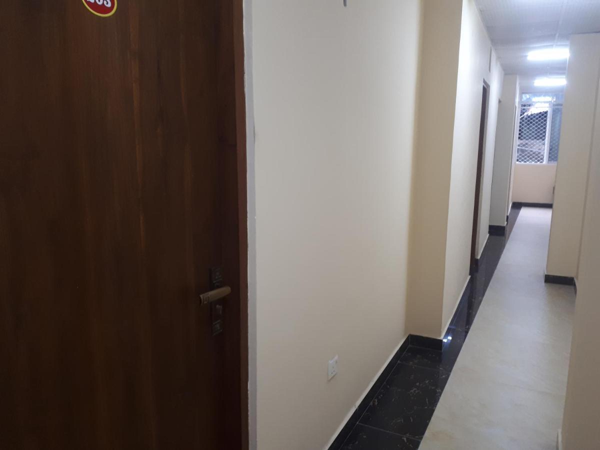 Royal Motel Коломбо Екстер'єр фото